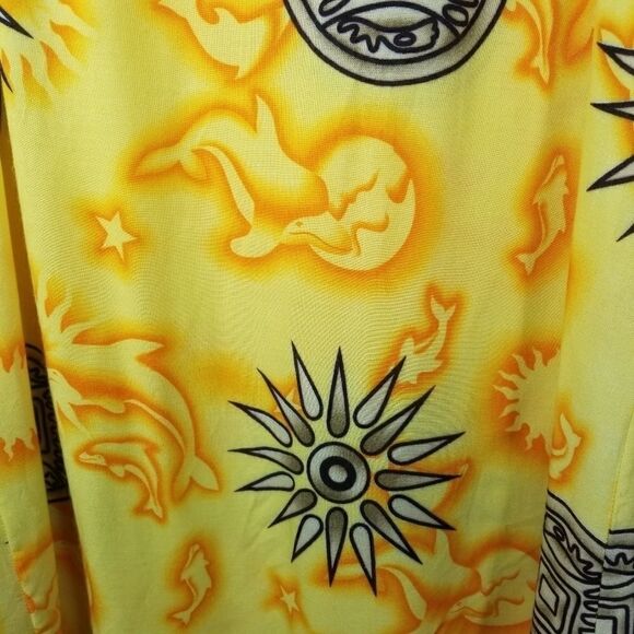 100%RAYON YELLOW SUMMER DRESS WITH DOLPHINS. SZ M. - Picture 5 of 13